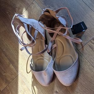 Size 12 wide Ladies dress shoes